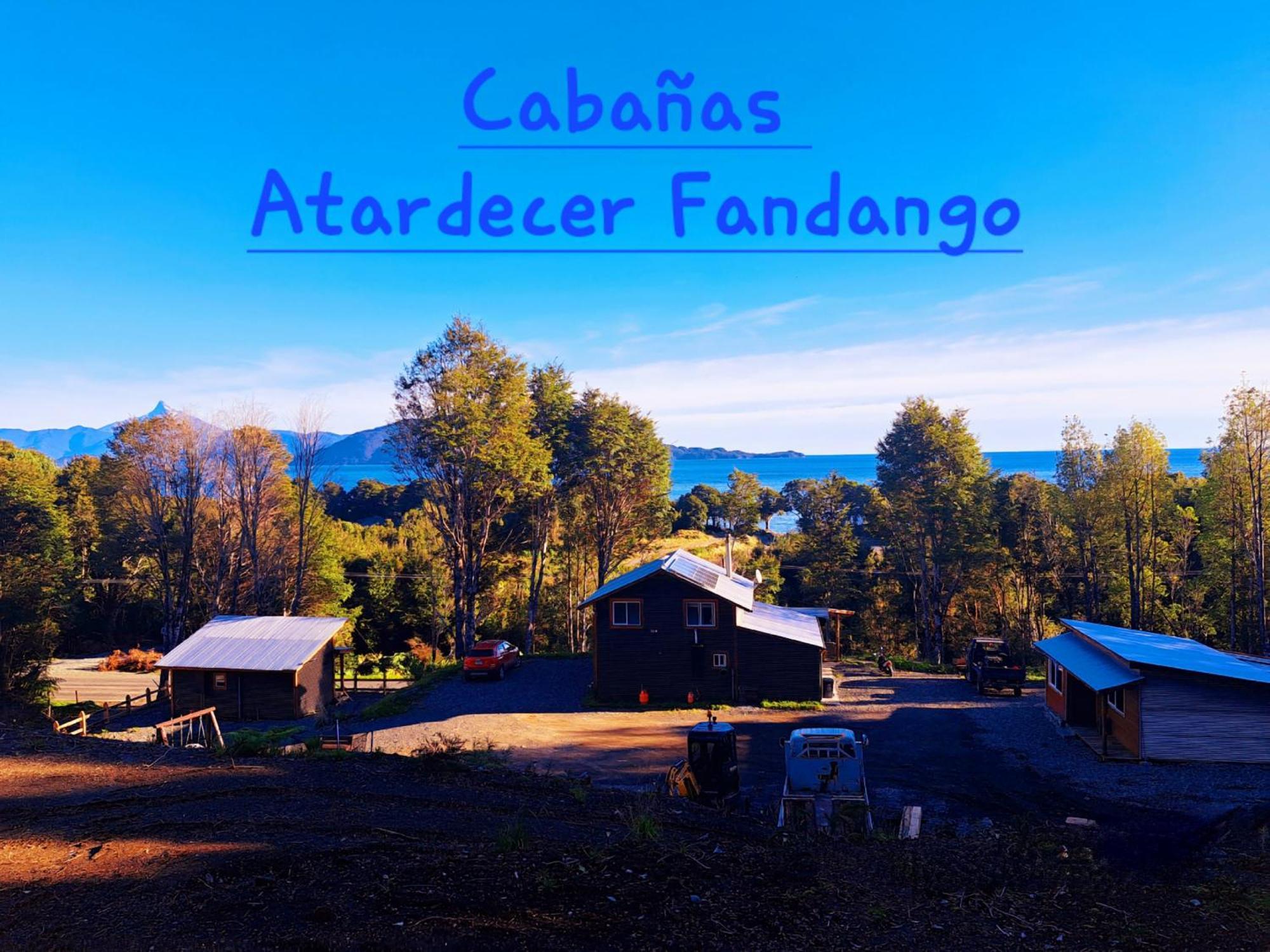 2 Atardecer Fandango * Chaiten